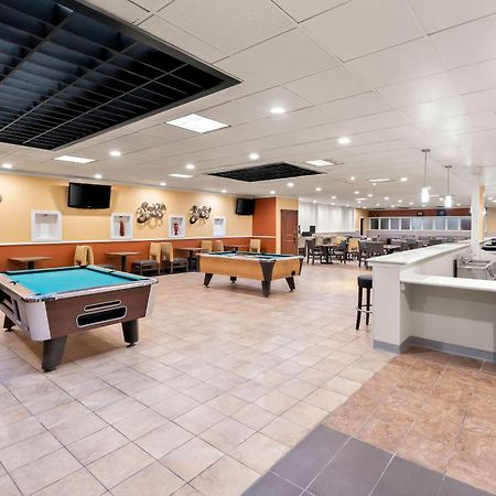 Clarion Inn & Suites And Convention Center Kearney Luaran gambar