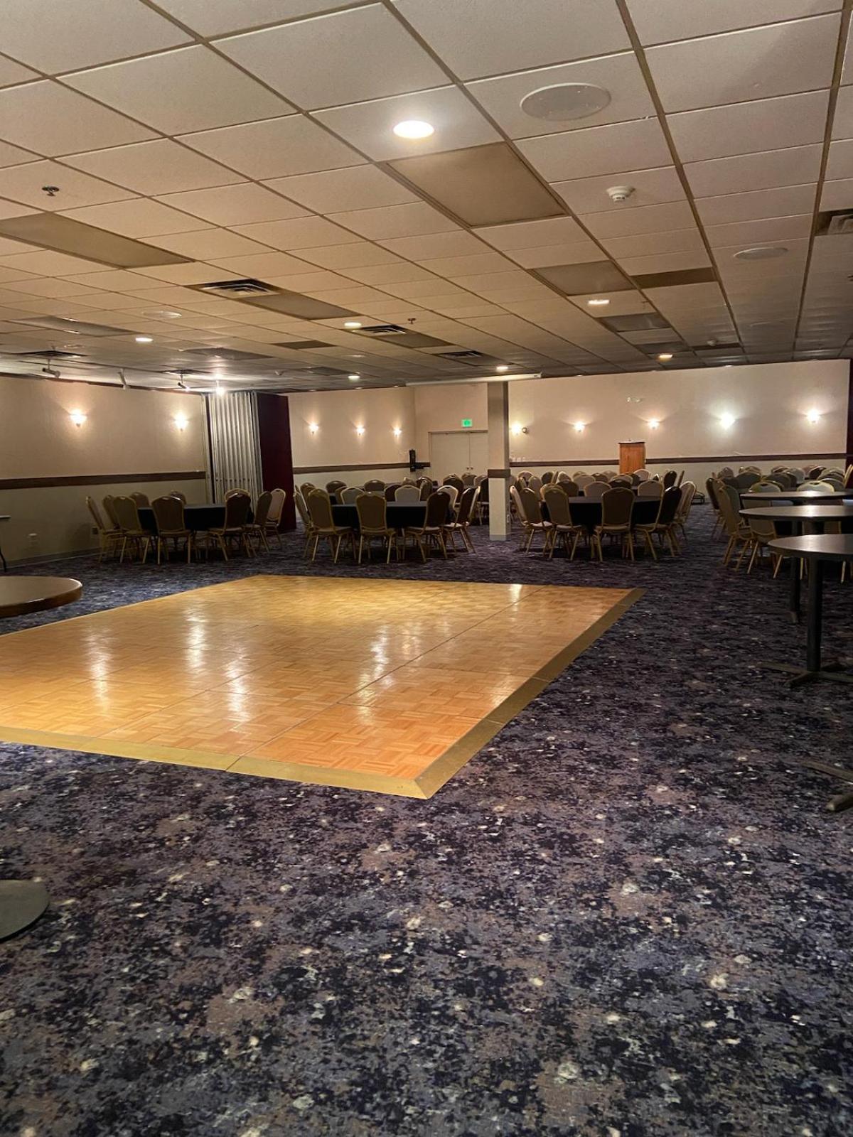 Clarion Inn & Suites And Convention Center Kearney Luaran gambar