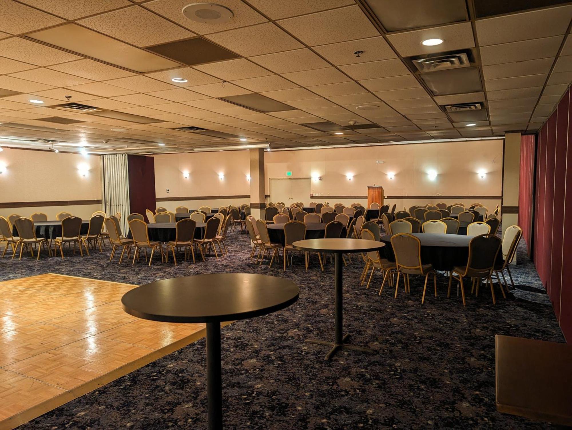 Clarion Inn & Suites And Convention Center Kearney Luaran gambar