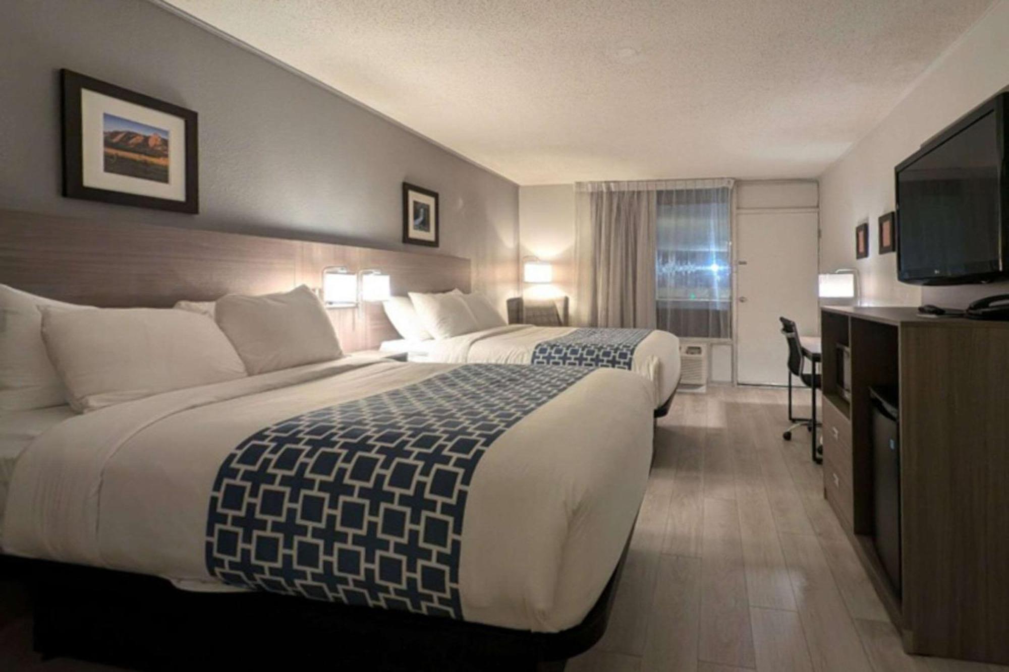 Clarion Inn & Suites And Convention Center Kearney Luaran gambar