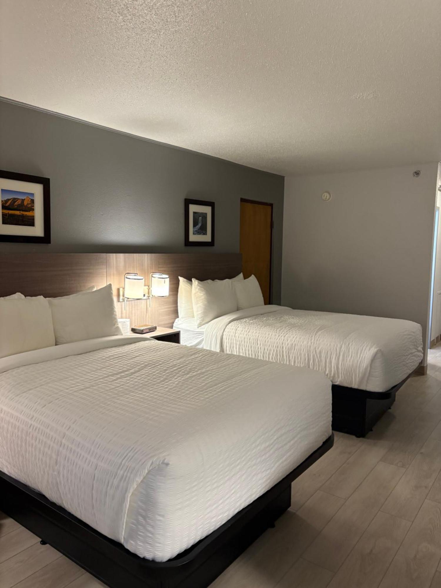 Clarion Inn & Suites And Convention Center Kearney Luaran gambar