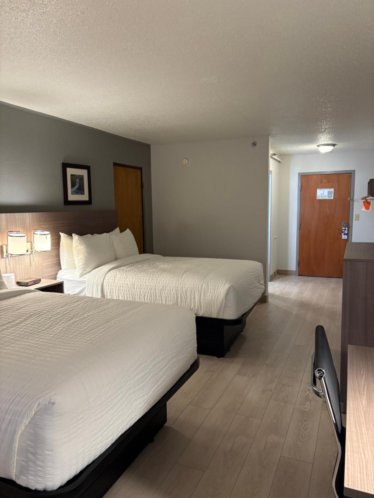 Clarion Inn & Suites And Convention Center Kearney Luaran gambar