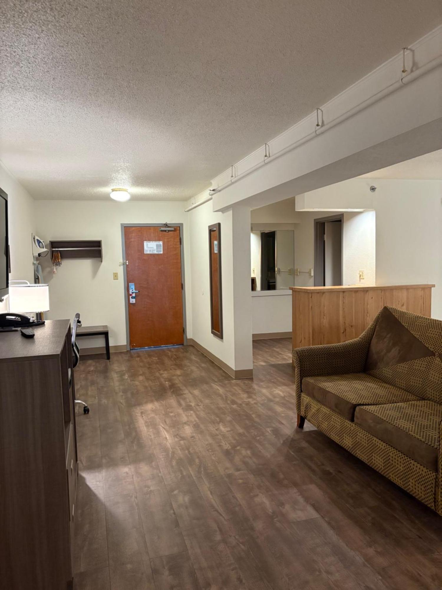 Clarion Inn & Suites And Convention Center Kearney Luaran gambar