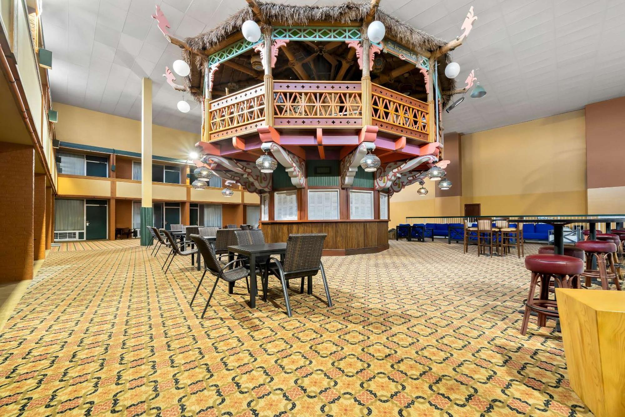 Clarion Inn & Suites And Convention Center Kearney Luaran gambar