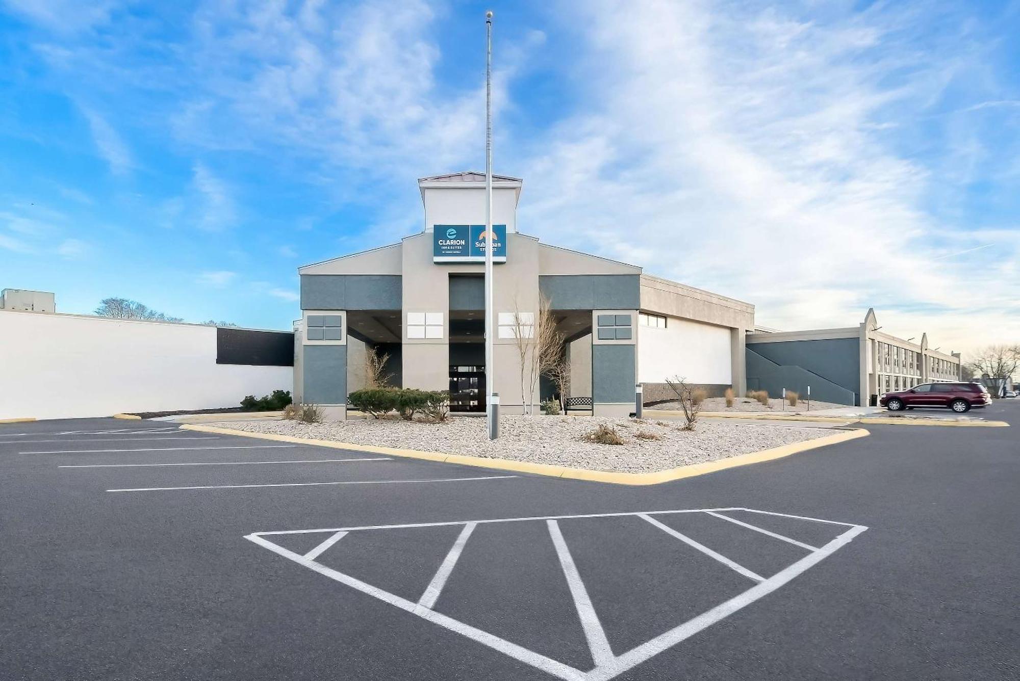Clarion Inn & Suites And Convention Center Kearney Luaran gambar